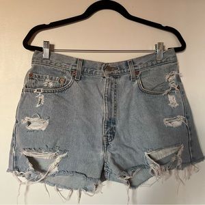 High Waisted Levi’s Jean Shorts